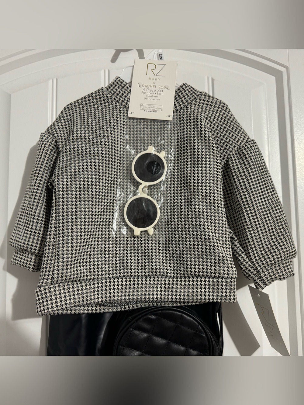 Cute Rachel Zoe Baby size 12 mo black white 4 piece set shirt pants purse new - Picture 3 of 4